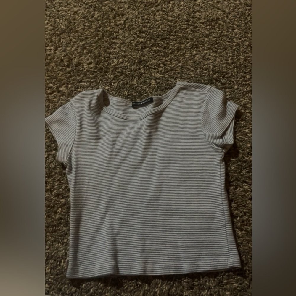 Brandy melville baby tee
